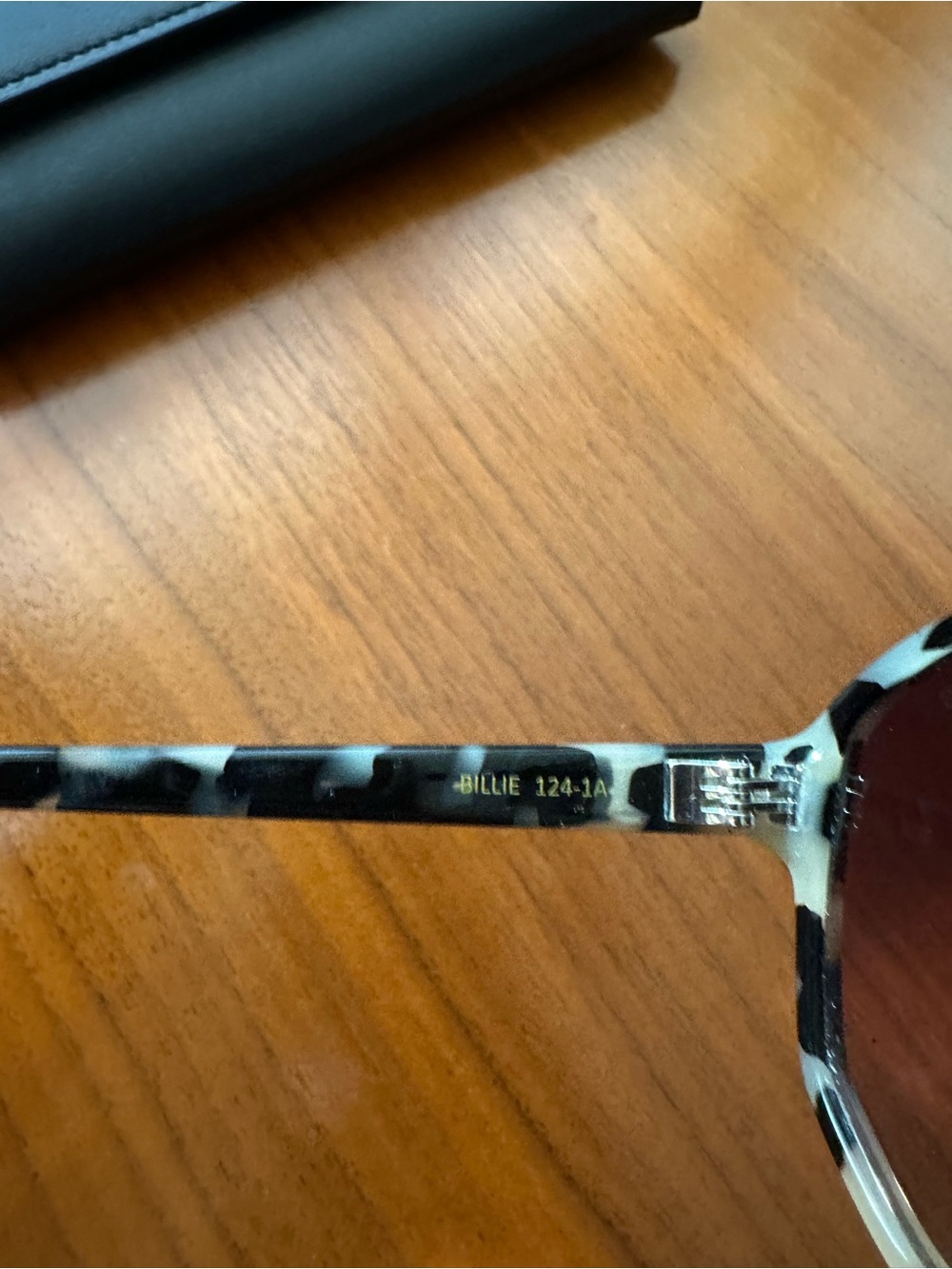 FREYRS Tortoiseshell Women’s Sunglasses - Picture 4 of 5